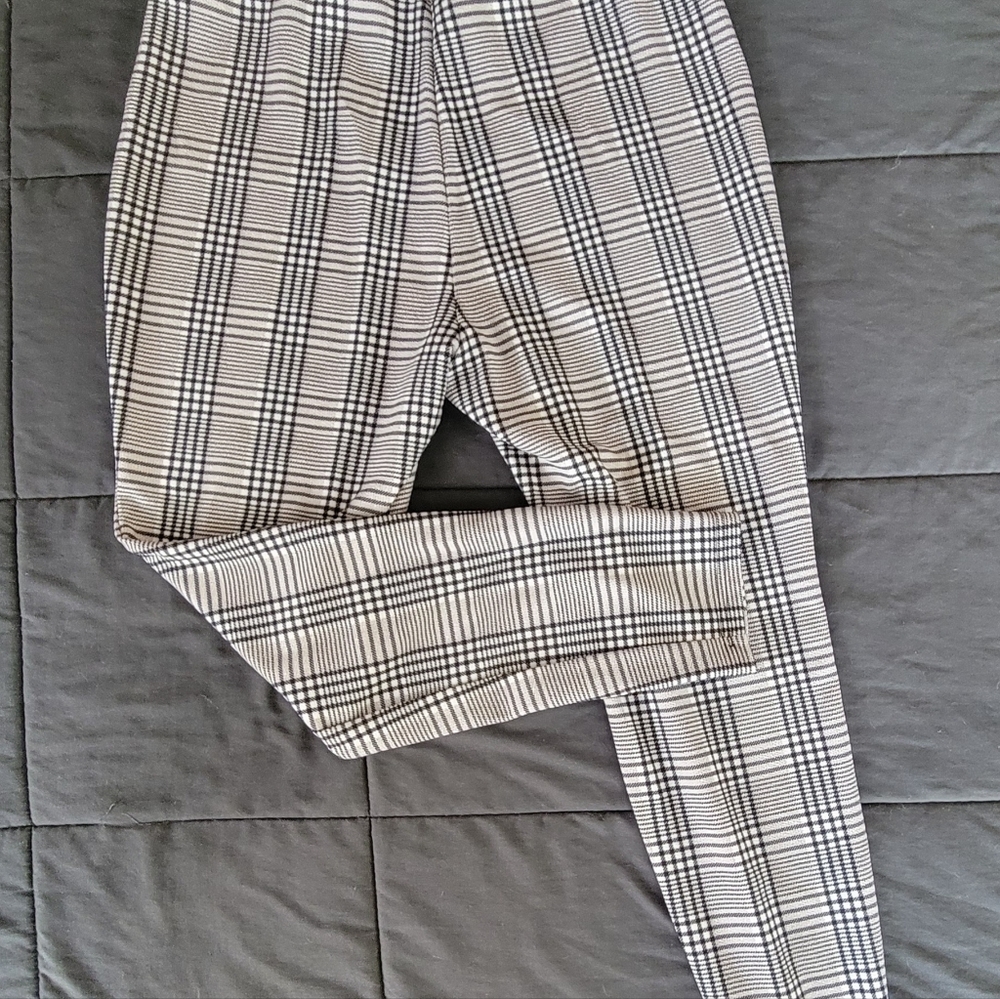 Shein Curve Business Causual Black and White Leggings
